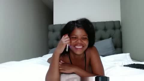 Snapshot of caramelbbe chatting on 03/10/25, 09:07 fifi online show from 03/10/25, 09:07