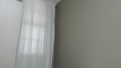 Snapshot of caramelbbe chatting on 04/21/26, 12:33 fifi online show from 04/21/26, 12:33