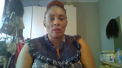 candylious81 online show from 02/14/25, 12:14