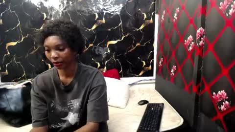 caramelminxx_ online show from 07/26/26, 07:59