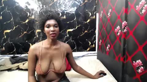 caramelminxx_ online show from 07/27/26, 08:21