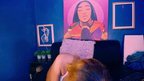 caramelminxxx online show from 02/17/25, 07:15