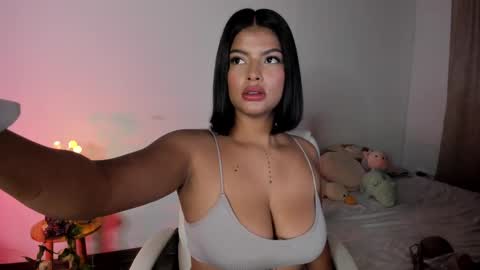              online show from 02/15/25, 10:44