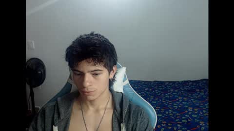 Snapshot of carapalida9008 chatting on 10/21/25, 04:30 carapalida9008 online show from 10/21/25, 04:30