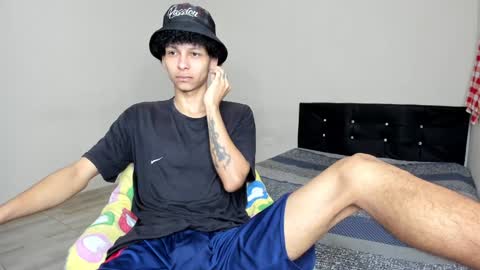 Carlos and Cristian  online show from 01/21/25, 02:54