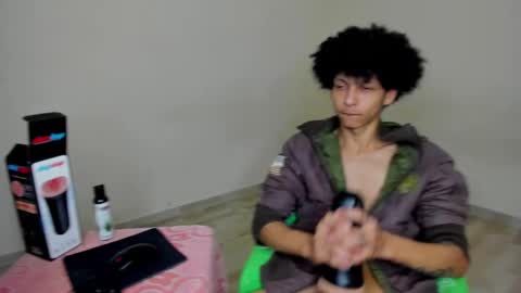 Carlos and Cristian  online show from 09/10/25, 04:45