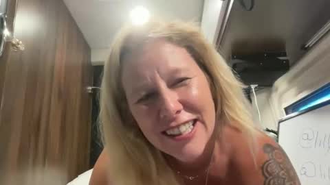 carebear5719 online show from 05/19/26, 01:56