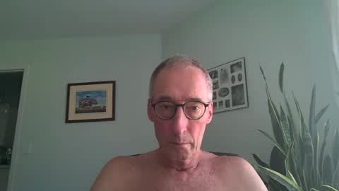 Caressluving online show from 07/12/26, 08:55