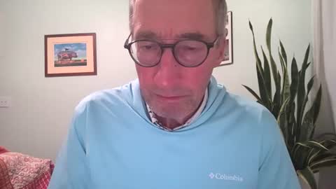 Caressluving online show from 08/08/26, 05:09