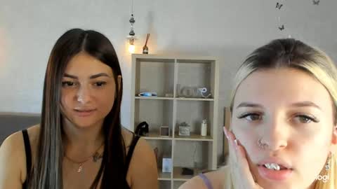 caressyourself online show from 12/26/24, 08:39