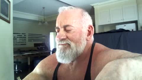 Snapshot of carey888 chatting on 11/08/25, 12:33 C A Rey online show from 11/08/25, 12:33