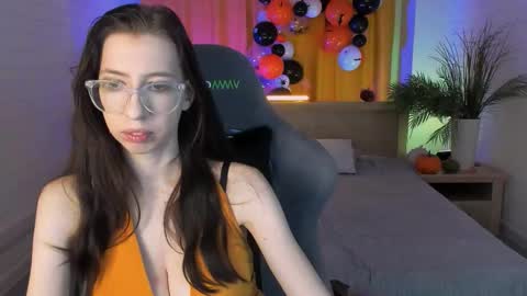 Snapshot of careyjonas chatting on 10/22/25, 05:34 careyjonas online show from 10/22/25, 05:34