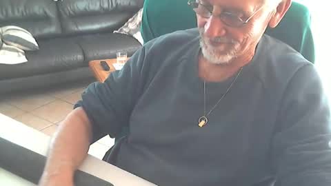 Snapshot of cargo69 chatting on 04/30/26, 03:29 cargo69 online show from 04/30/26, 03:29