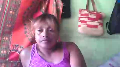 Snapshot of carinesexy69 chatting on 12/25/24, 11:11 carinesexy69 online show from 12/25/24, 11:11
