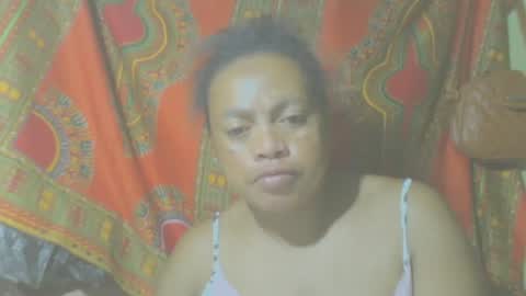 Snapshot of carinesexy69 chatting on 02/12/25, 03:18 carinesexy69 online show from 02/12/25, 03:18