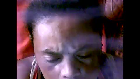 Snapshot of carinesexy69 chatting on 02/14/25, 09:24 carinesexy69 online show from 02/14/25, 09:24