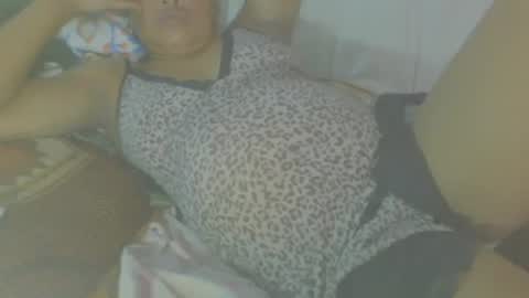 Snapshot of carinesexy69 chatting on 10/08/25, 10:46 carinesexy69 online show from 10/08/25, 10:46