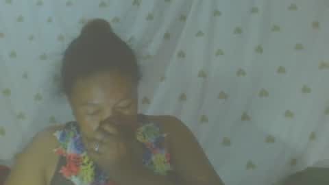 Snapshot of carinesexy69 chatting on 10/23/25, 10:58 carinesexy69 online show from 10/23/25, 10:58