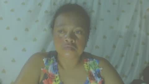 Snapshot of carinesexy69 chatting on 10/23/25, 11:03 carinesexy69 online show from 10/23/25, 11:03