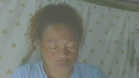 Snapshot of carinesexy69 chatting on 11/04/25, 12:26 carinesexy69 online show from 11/04/25, 12:26