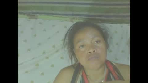 carinesexy69 online show from 05/01/26, 12:43