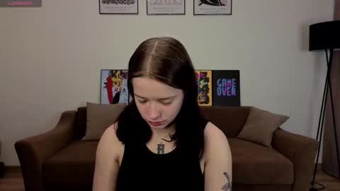 Snapshot of carissaolivo chatting on 10/23/25, 04:23 Elena online show from 10/23/25, 04:23