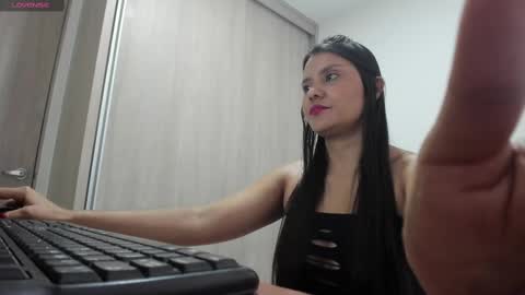 Snapshot of caritodior1 chatting on 02/26/25, 12:03 caritodior1 online show from 02/26/25, 12:03