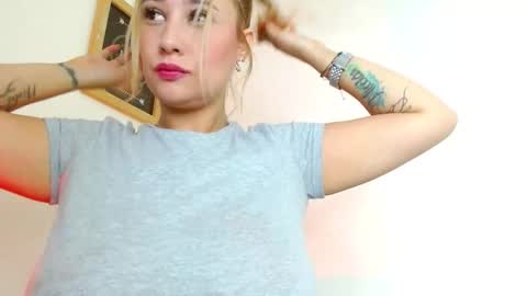 Carla online show from 09/19/25, 12:06