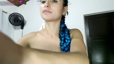 Snapshot of carla_lopex chatting on 08/09/26, 03:23 Carla online show from 08/09/26, 03:23