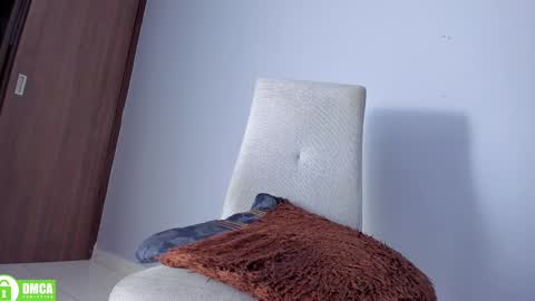 Carla online show from 03/10/25, 09:07