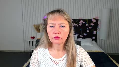 Carla Vogue online show from 11/04/25, 03:05