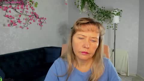 Carla Vogue online show from 11/28/25, 10:51