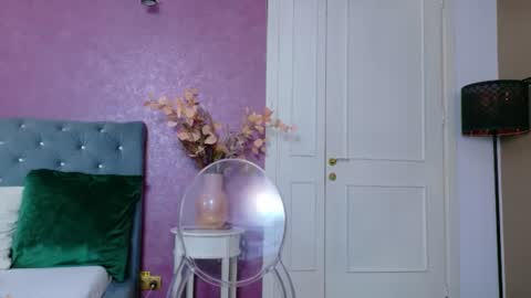 carlareys online show from 06/18/26, 09:14