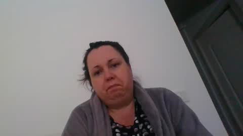 Carlaruth online show from 11/11/25, 05:02