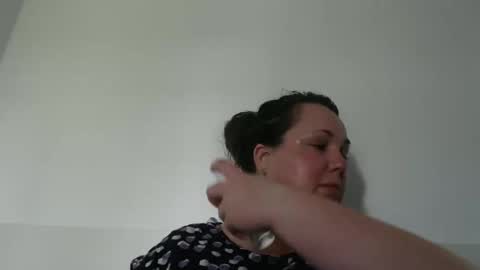 Carlaruth online show from 05/27/26, 02:36