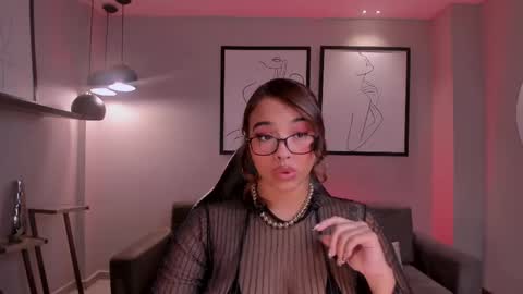 Carla online show from 03/12/25, 04:08