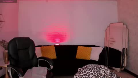 Snapshot of carlasmithx chatting on 09/18/25, 03:08 Carla online show from 09/18/25, 03:08
