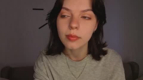 Emilia online show from 09/09/25, 04:23