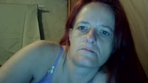 carleeswoman08 online show from 12/09/24, 01:24
