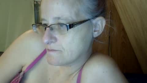 carleeswoman08 online show from 02/14/25, 06:40