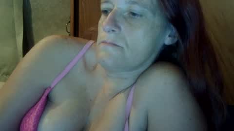 carleeswoman08 online show from 09/11/25, 12:27