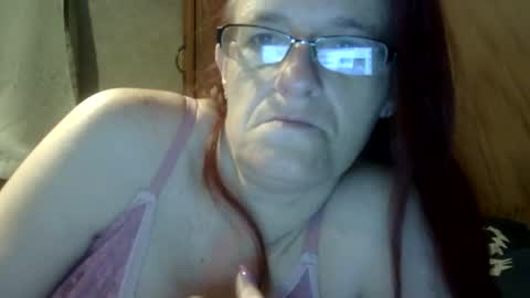 carleeswoman08 online show from 02/11/26, 12:32