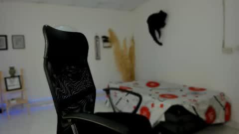 Snapshot of carlitosex09 chatting on 11/03/25, 02:07 master online show from 11/03/25, 02:07