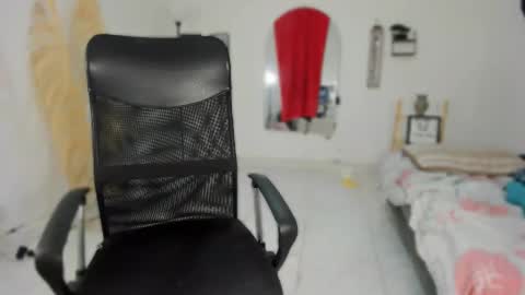 Snapshot of carlitosex09 chatting on 11/30/25, 01:48 master online show from 11/30/25, 01:48