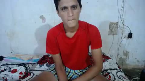 Snapshot of carlos_steven chatting on 04/19/26, 02:00 carlos_steven online show from 04/19/26, 02:00