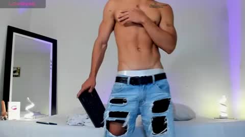 carloshero69 online show from 06/17/26, 08:43