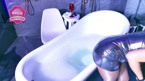Carla Carla  I am sensual goddes and i was born for loveworshipping and enjoyment. online show from 06/11/26, 12:43