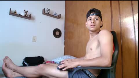 carloz_perez online show from 09/23/25, 05:16