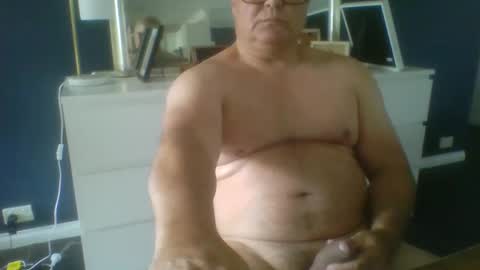 Snapshot of carltonfc07 chatting on 02/03/25, 04:25 carltonfc07 online show from 02/03/25, 04:25