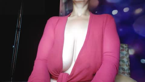 Carly Smiles online show from 10/13/25, 10:59